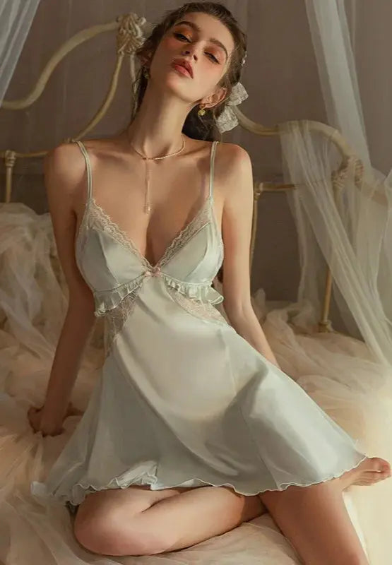 NocteLace™ Heart of Glass Nightdress