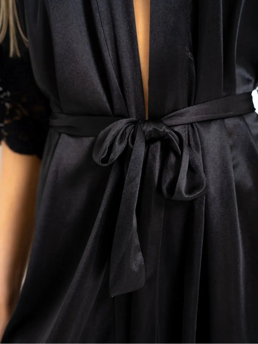 NocteLace™ SolŠne Nightgown