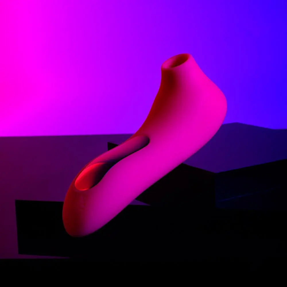 NocteLace™ Vibrating Sucking Clitoral Massager